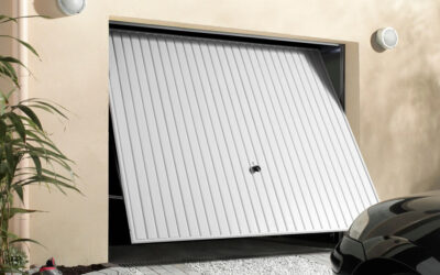Pose de porte de garage basculante : un choix pratique et économique pour votre garage