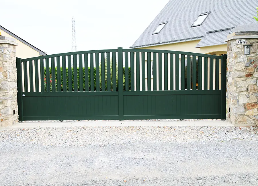Votre portail est en panne à Angers ? Nos solutions de dépannage rapide